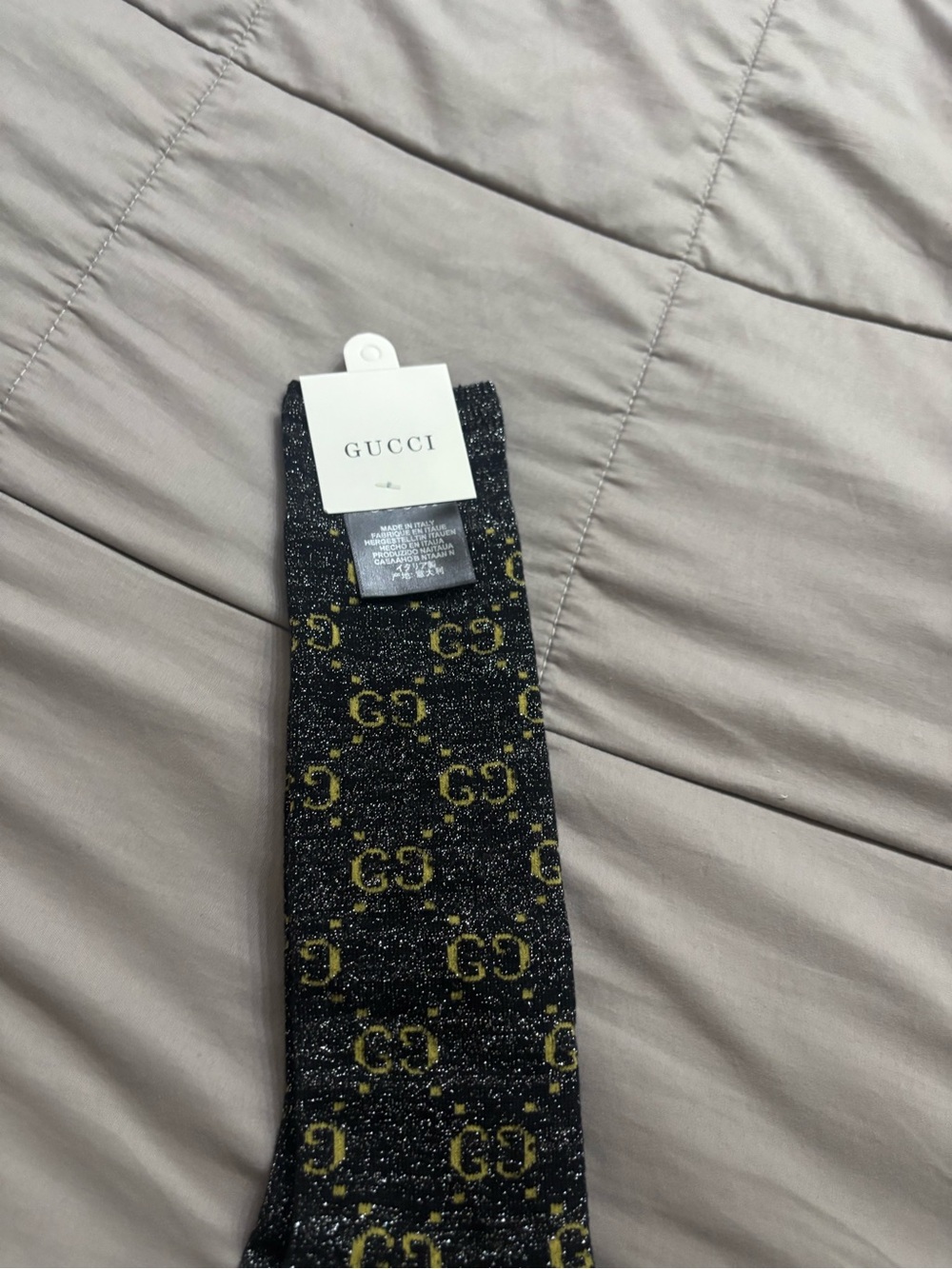 Gucci Black Knee-High Socks with Gold GG Monogram - Picture 2 of 4